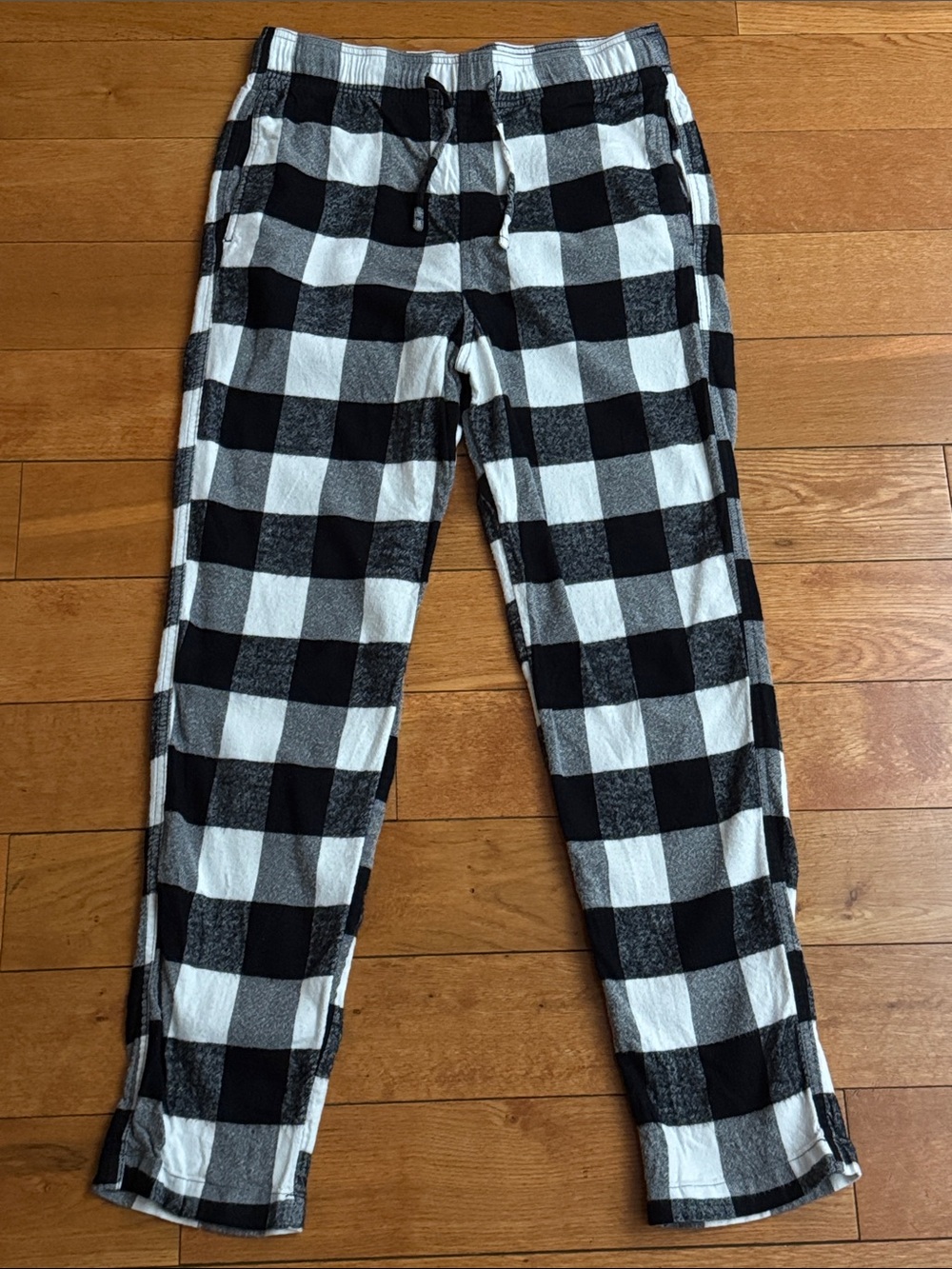 Hollister mens black/white plaid pajama pants size M